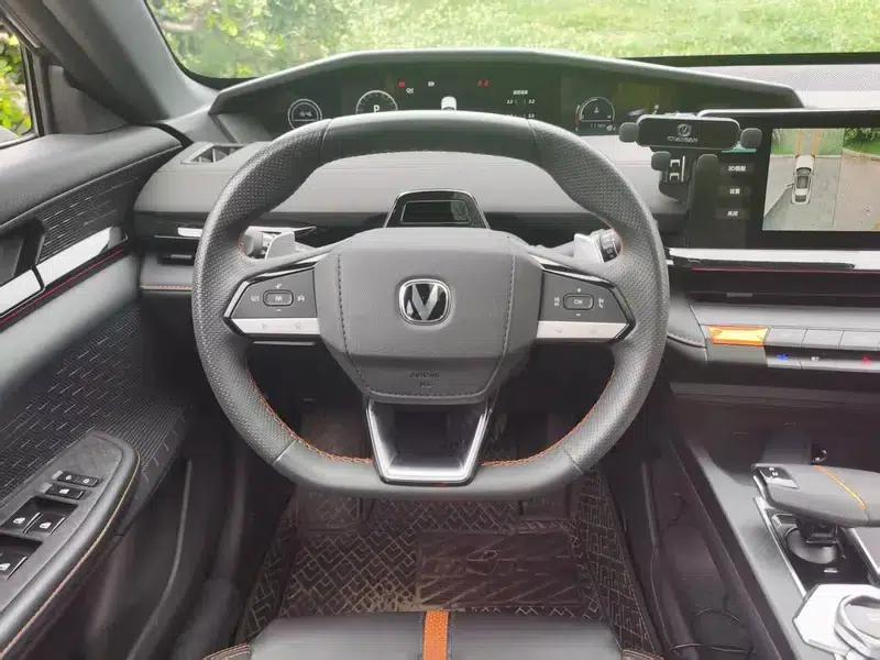 Changan UNI-V 2024 1.5T Premium Edition — миниатюра 18