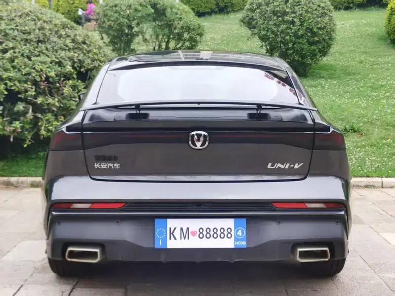Changan UNI-V 2024 1.5T Premium Edition — миниатюра 6
