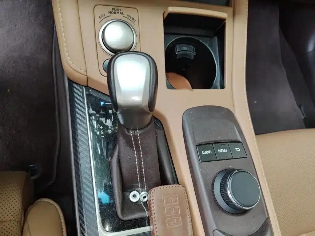 Lexus ES 2015 200 Elite Edition — миниатюра 7