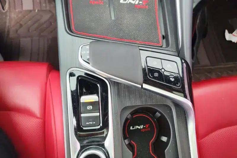 Changan UNI-T 2020 1.5T Flagship Edition — миниатюра 14