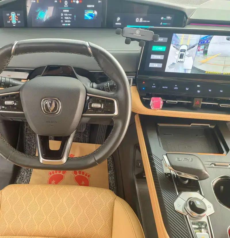 Changan UNI-K 2021 2.0T All-Wheel Drive Premium Edition — миниатюра 12
