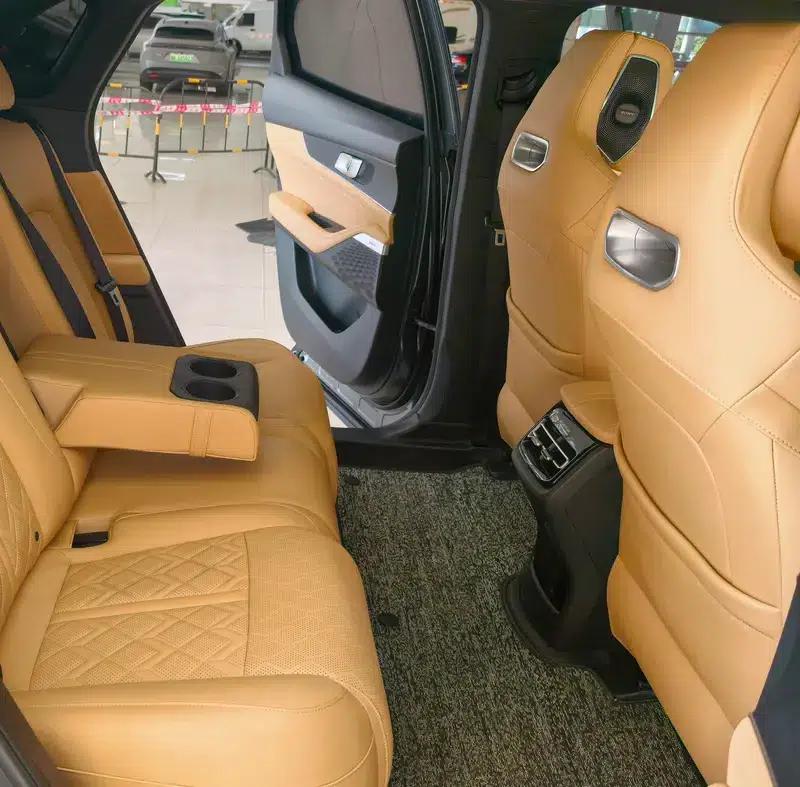 Changan UNI-K 2021 2.0T All-Wheel Drive Premium Edition — миниатюра 18