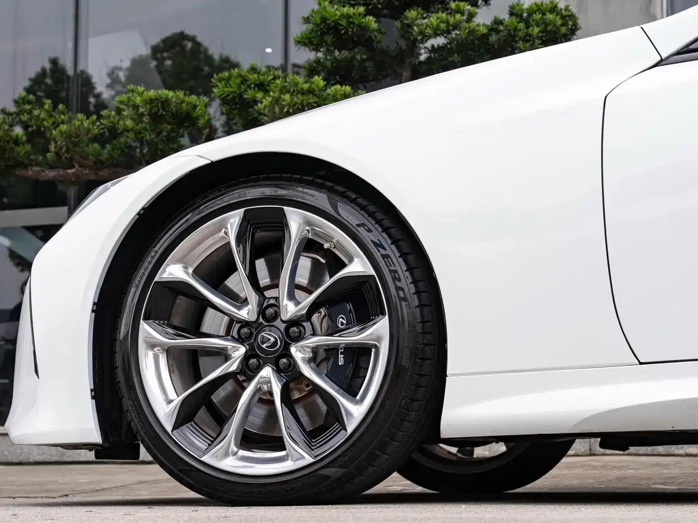 Lexus LC 2018 500h Sport — миниатюра 8