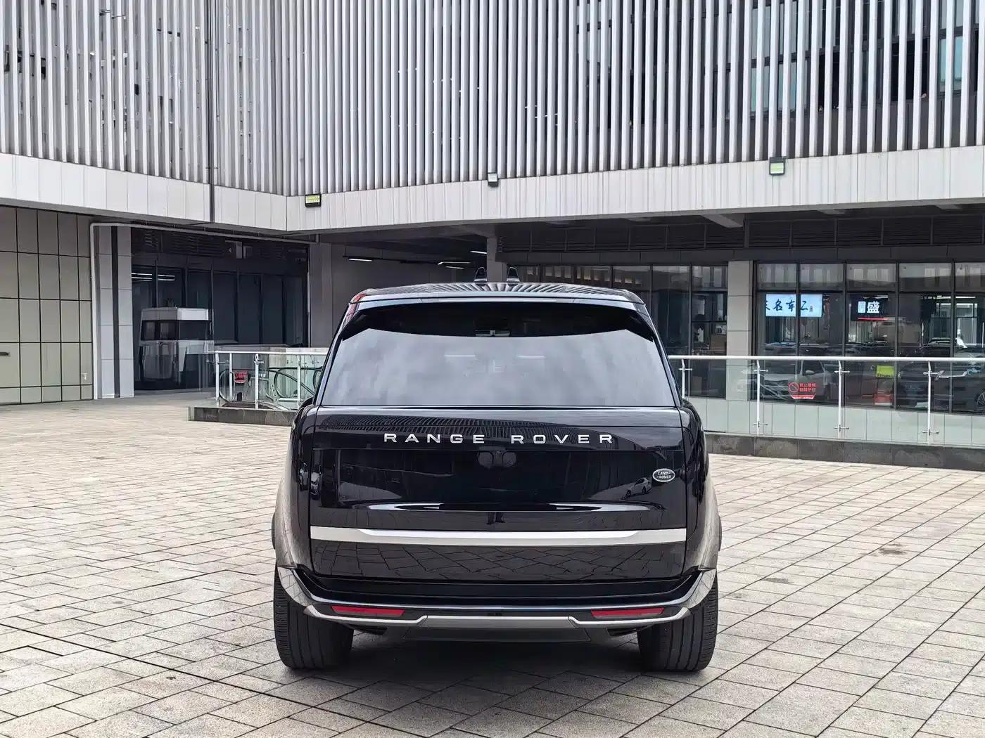 Range Rover 2023 3.0 L6 400PS Grand Long Wheelbase — миниатюра 20