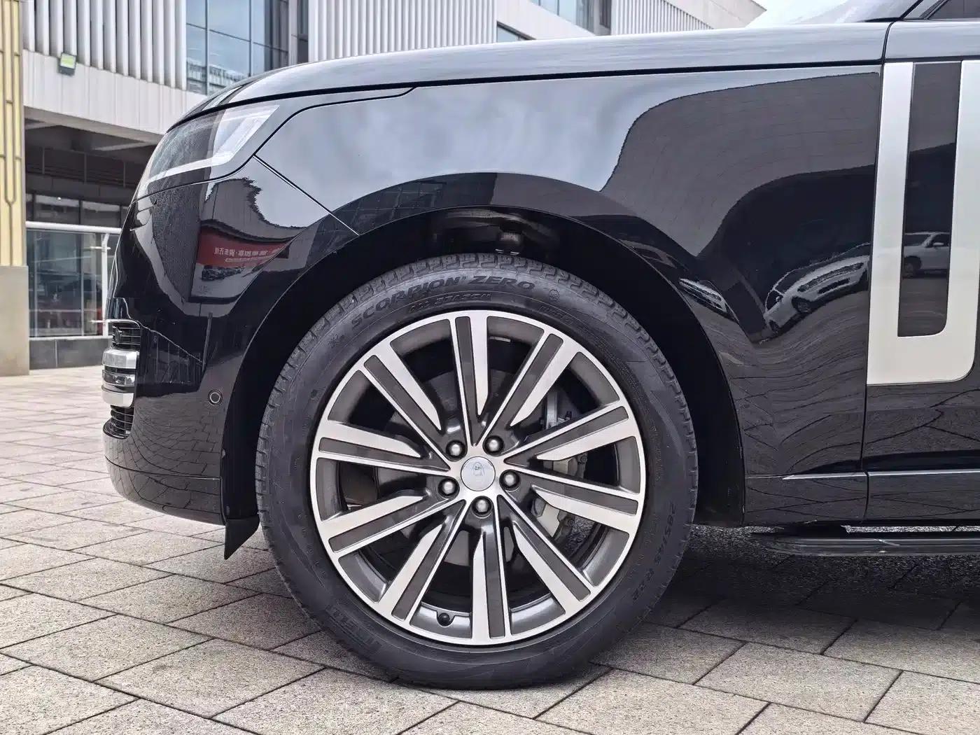 Range Rover 2023 3.0 L6 400PS Grand Long Wheelbase — миниатюра 23