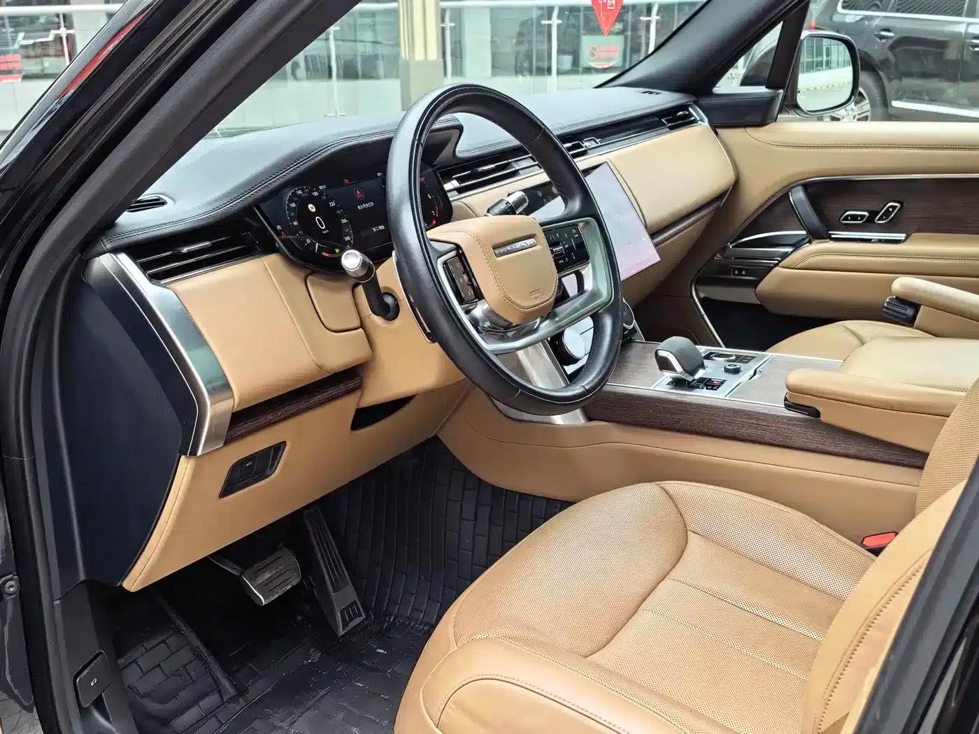 Range Rover 2023 3.0 L6 400PS Grand Long Wheelbase — миниатюра 7