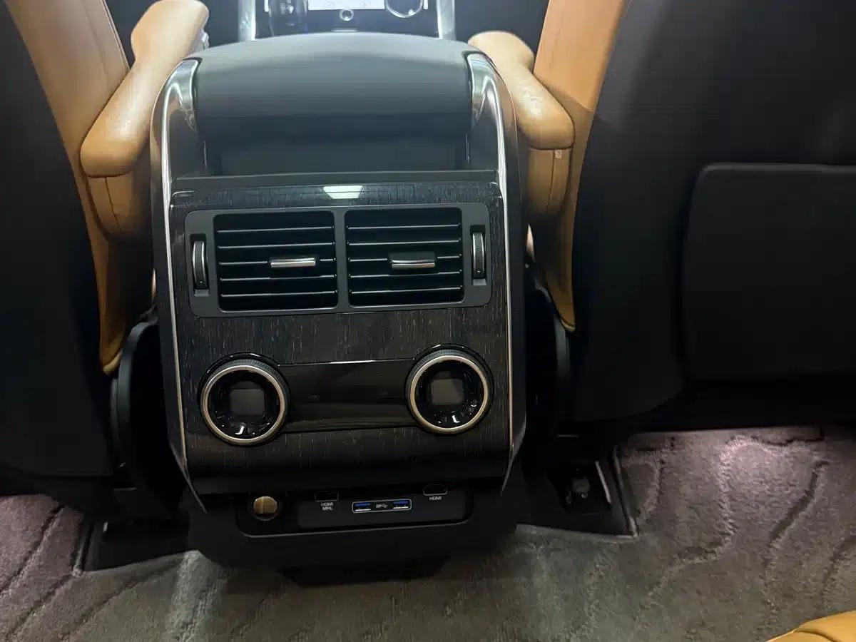 Range Rover Sport 2021 3.0 L6 Black Edition — миниатюра 9