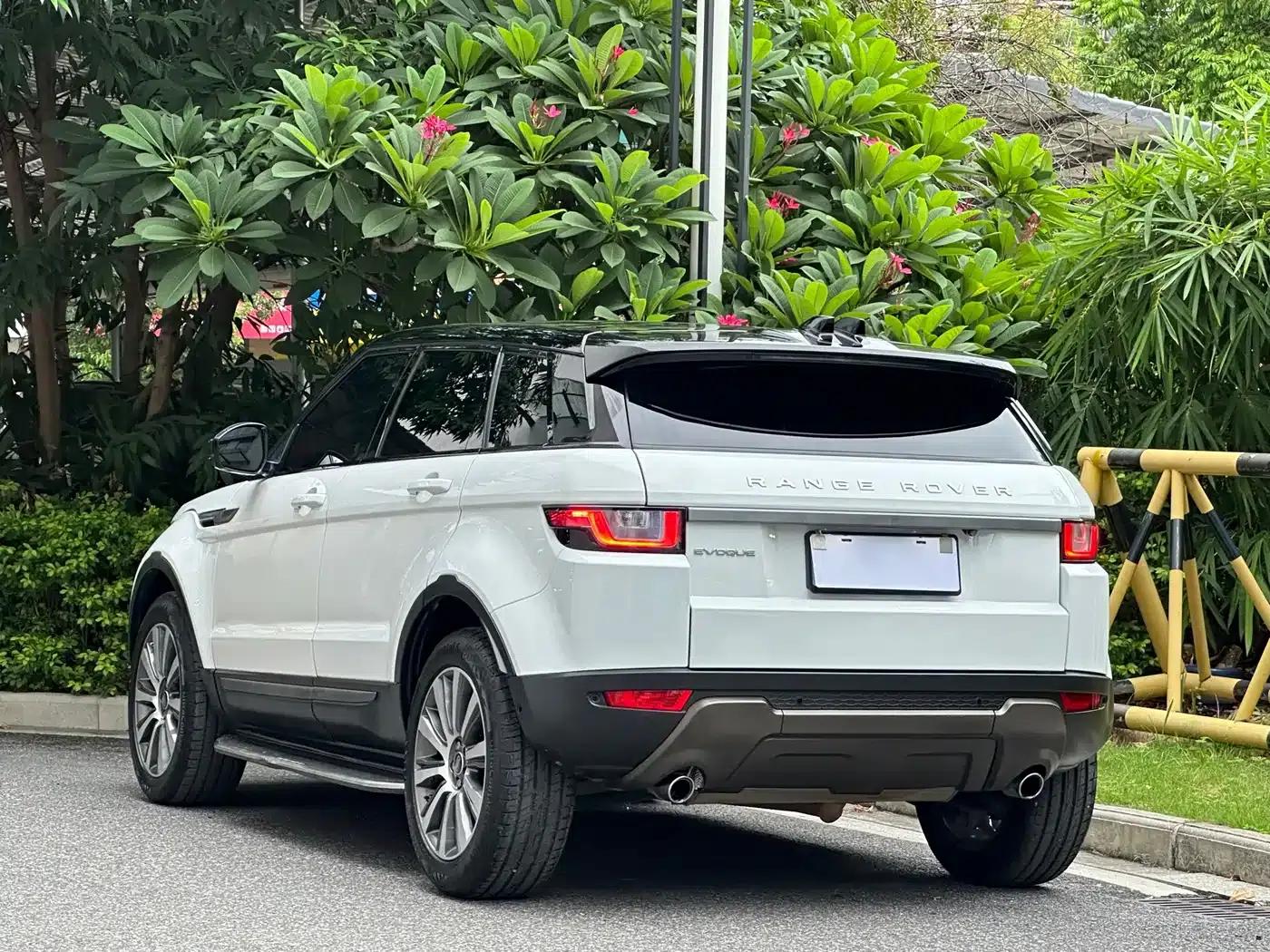 Range Rover Evoque 2018 240PS SE Smart Edition — миниатюра 19