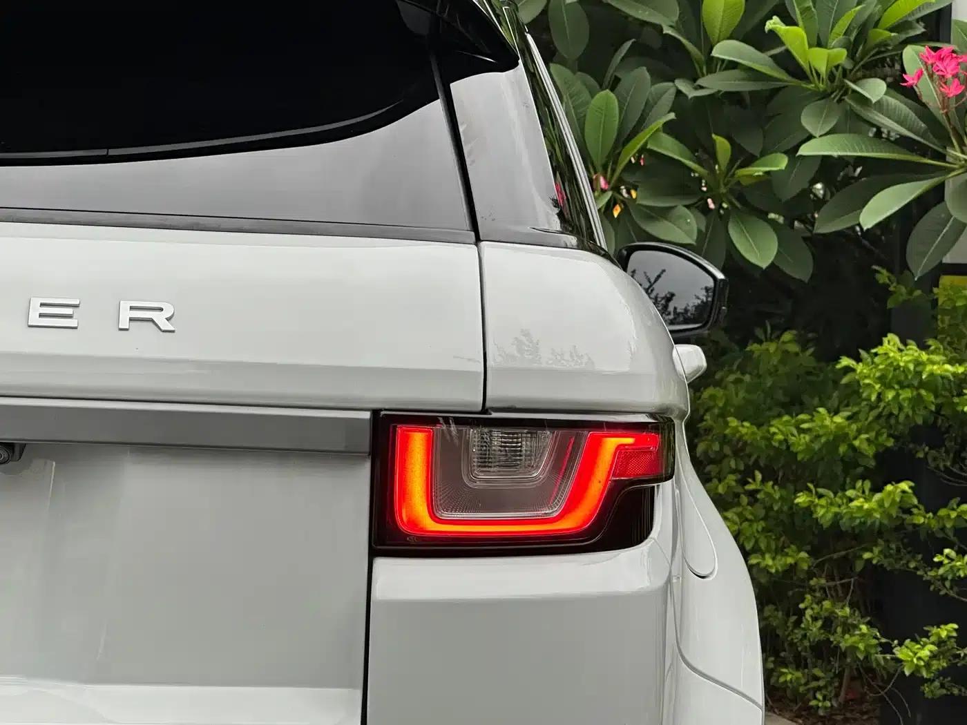 Range Rover Evoque 2018 240PS SE Smart Edition — миниатюра 22