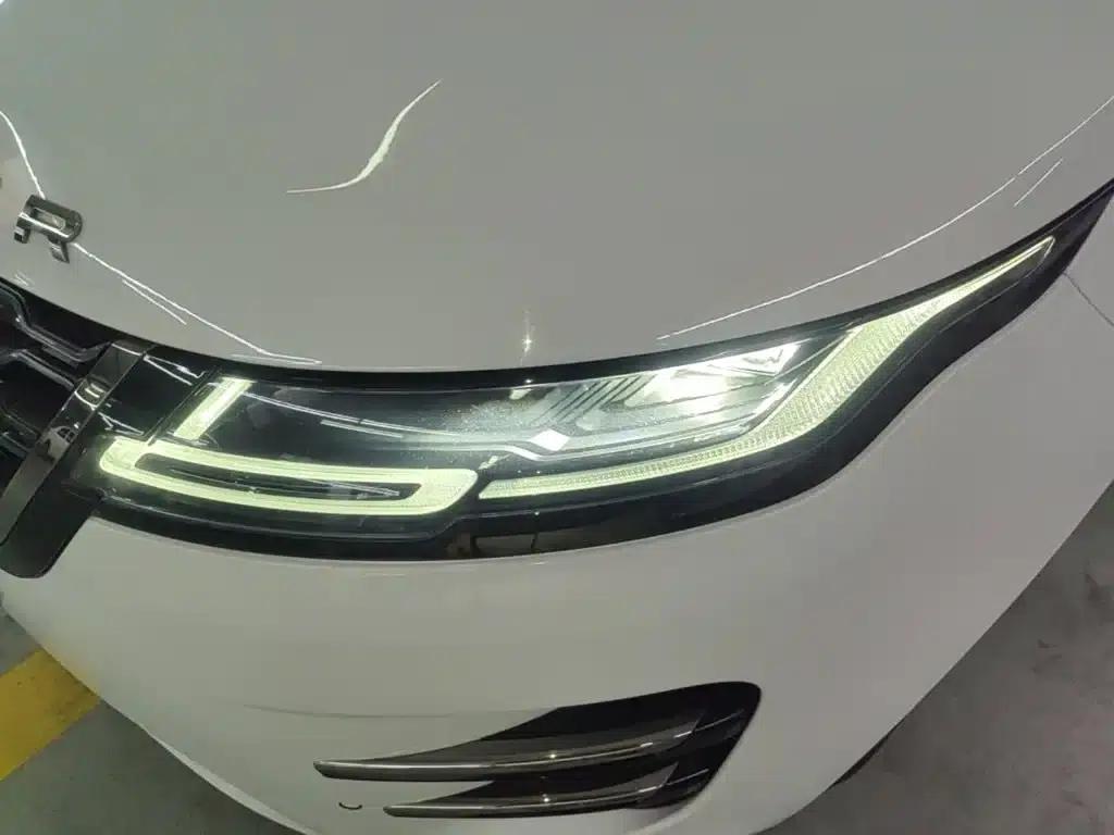 Range Rover Evoque 2022 Model: Evoque L 249PS R-Dynamic HSE Luxury Edition — миниатюра 24