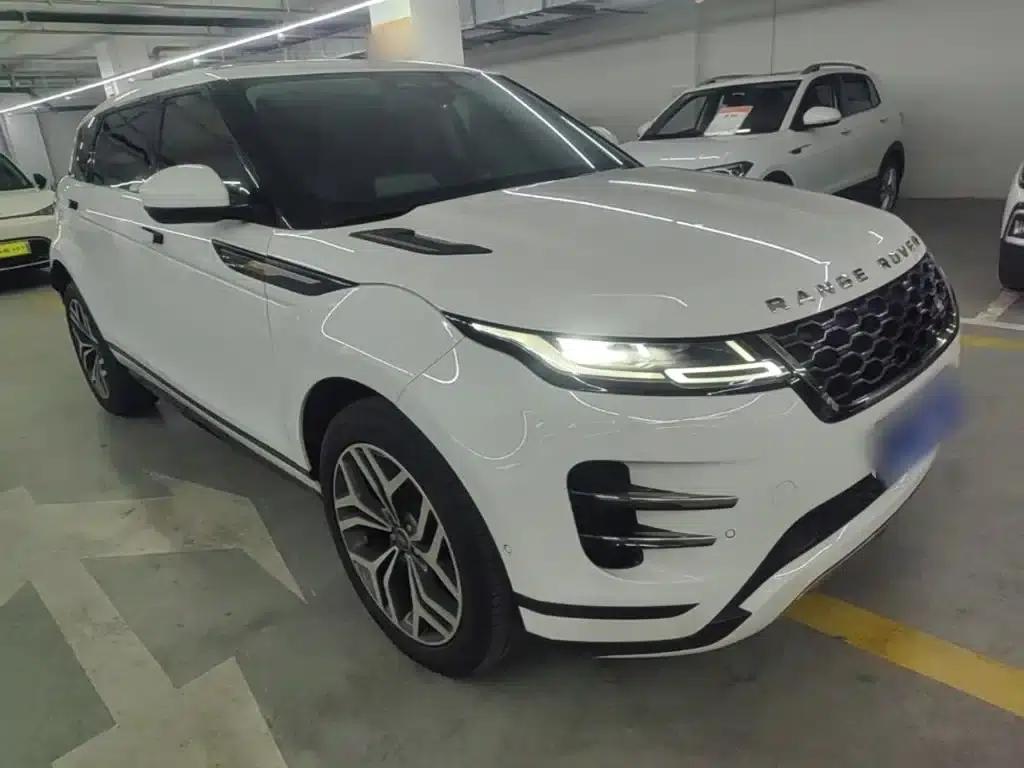 Range Rover Evoque 2022 Model: Evoque L 249PS R-Dynamic HSE Luxury Edition — миниатюра 4