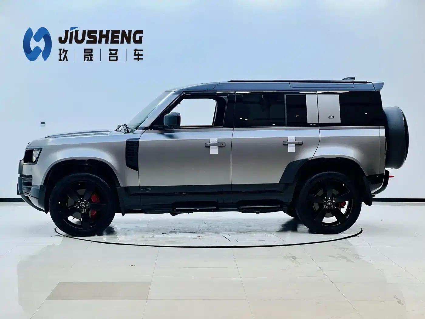 2024 Land Rover Defender 110 3.0T P400 X — миниатюра 3
