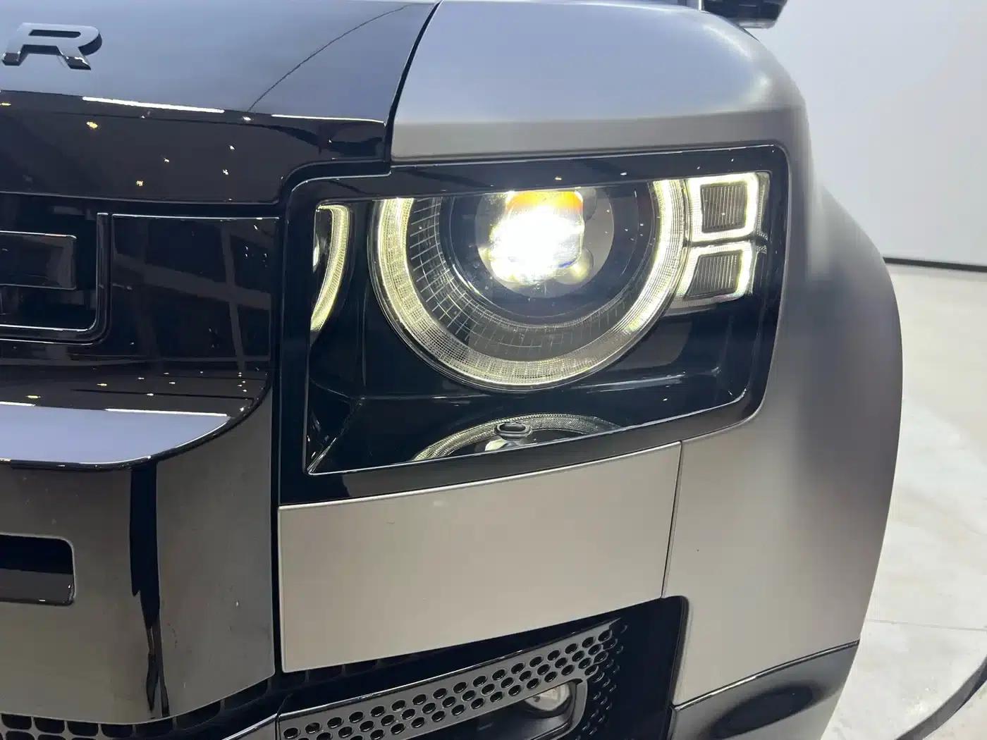 2024 Land Rover Defender 110 3.0T P400 X — миниатюра 7
