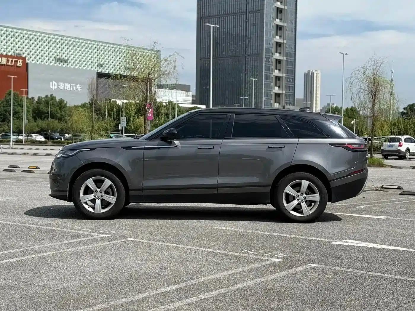 Range Rover Velar 2019 250PS — миниатюра 4