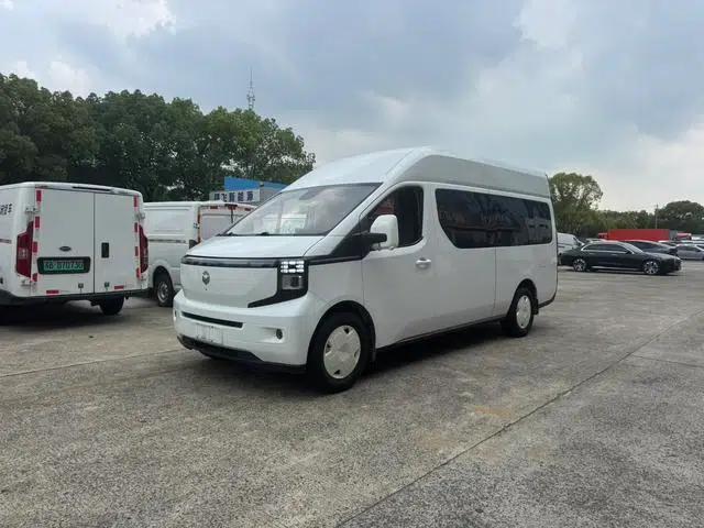 Changan Kaicheng V919 2025 Express Cabin Long Wheelbase High Roof Smart Model 88kWh 6 Seats