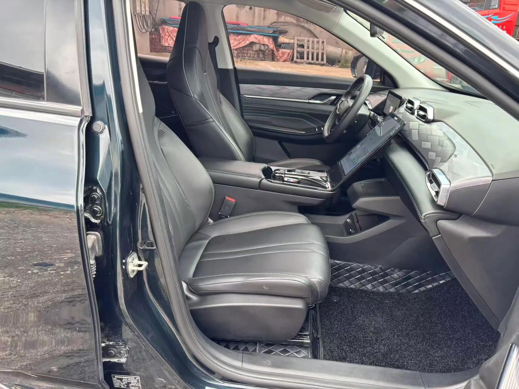 Dongfeng Aeolus Mage 2023 DH-i 1.5T Luxury Edition — миниатюра 19