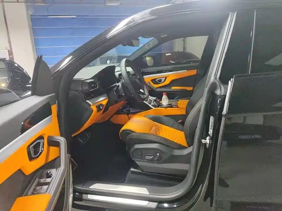 2021 Urus 4.0T V8 — миниатюра 3