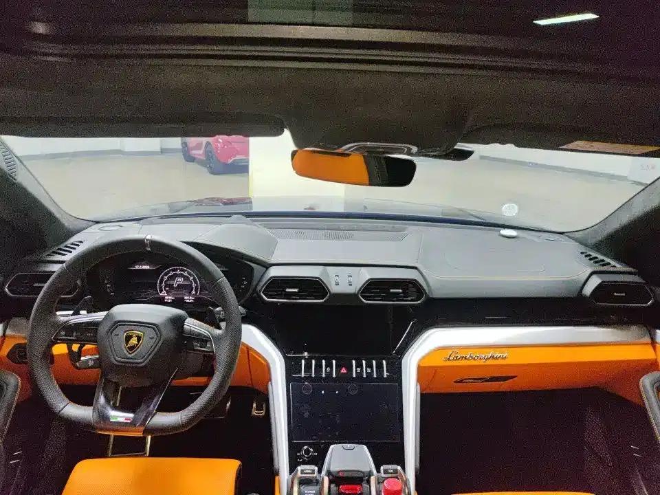 2021 Urus 4.0T V8 — миниатюра 5