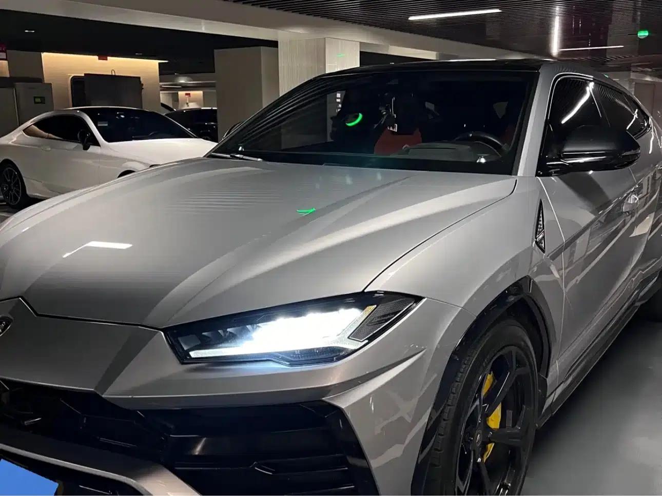 2018 Urus 4.0T V8 — миниатюра 3