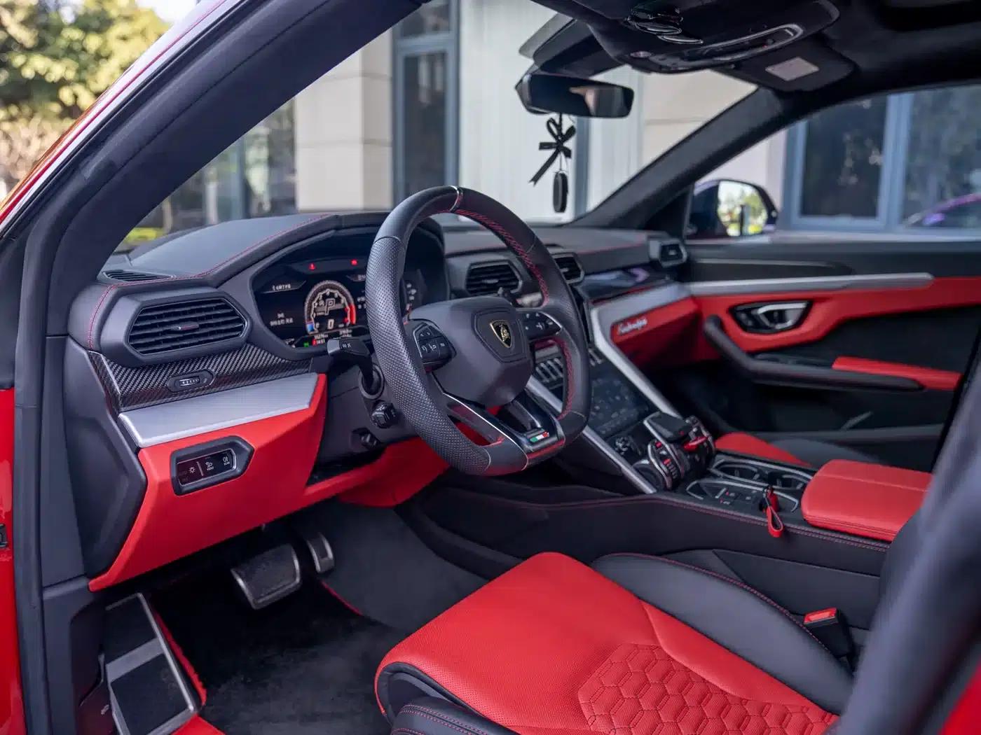 2018 Urus 4.0T V8 — миниатюра 8