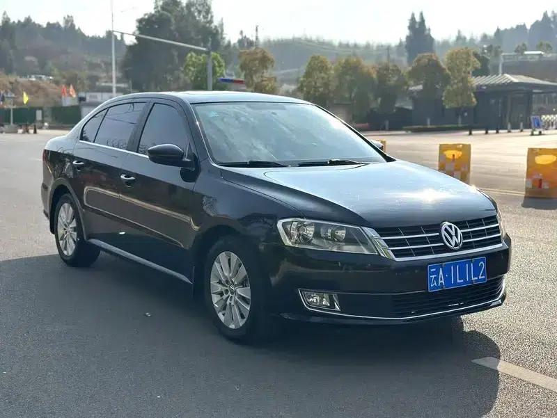 2013 Volkswagen Lavida 1.4TSI Manual Comfort Edition — миниатюра 3