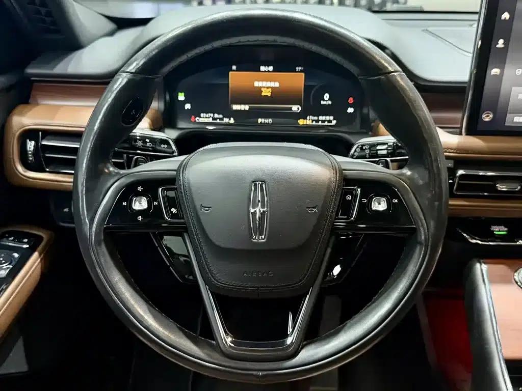 2021 Aviator 3.0T V6 AWD Premium Edition — миниатюра 9