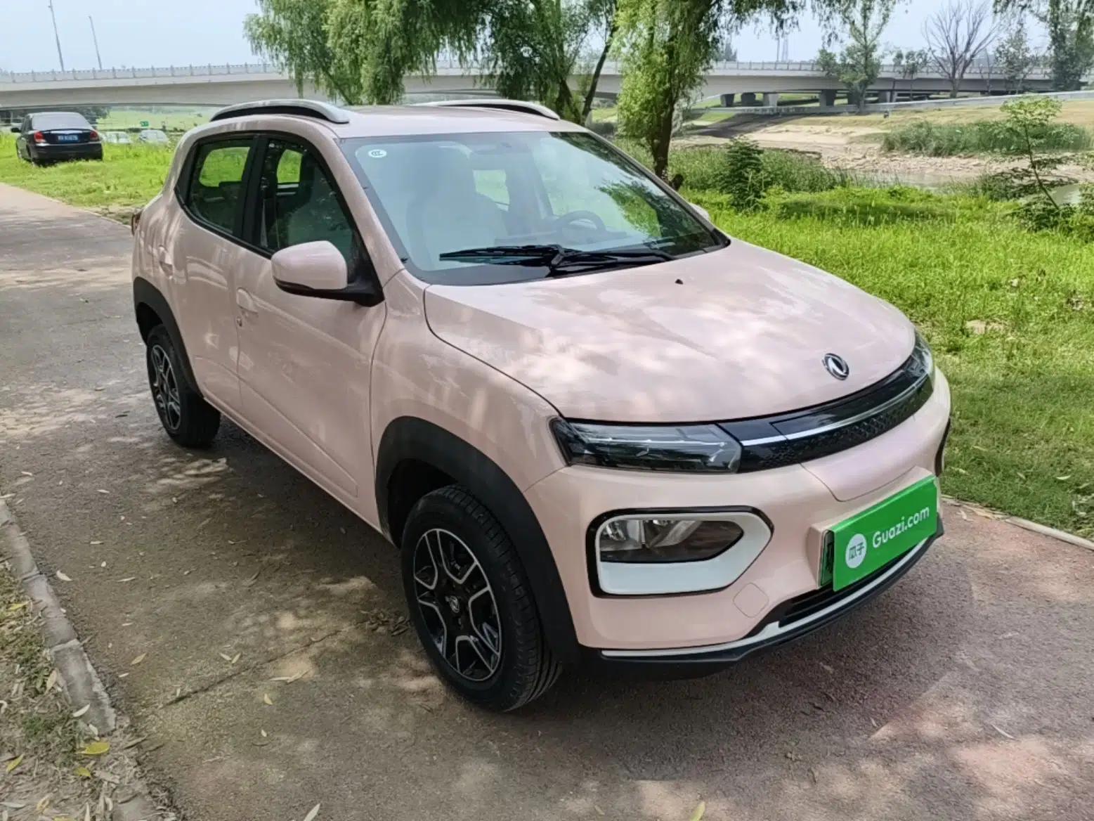 Dongfeng NAMMI BOX 2022 Chasing Wind Edition 351KM Standard Model — миниатюра 3