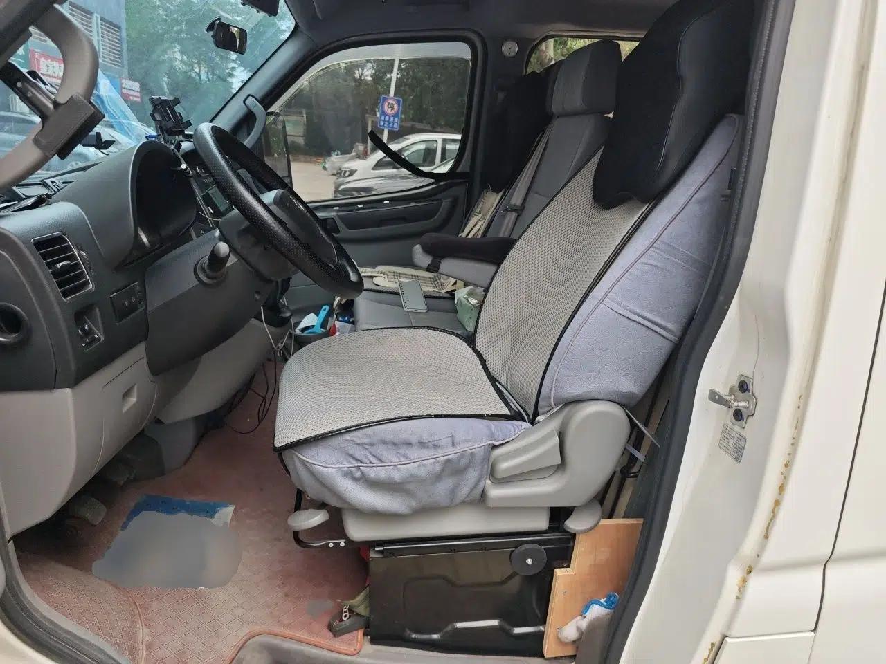 Dongfeng Yufeng 2020 2.3T Economy Logistics Vehicle Short Wheelbase Low Roof 5-9 Seater WP2.3 — миниатюра 14