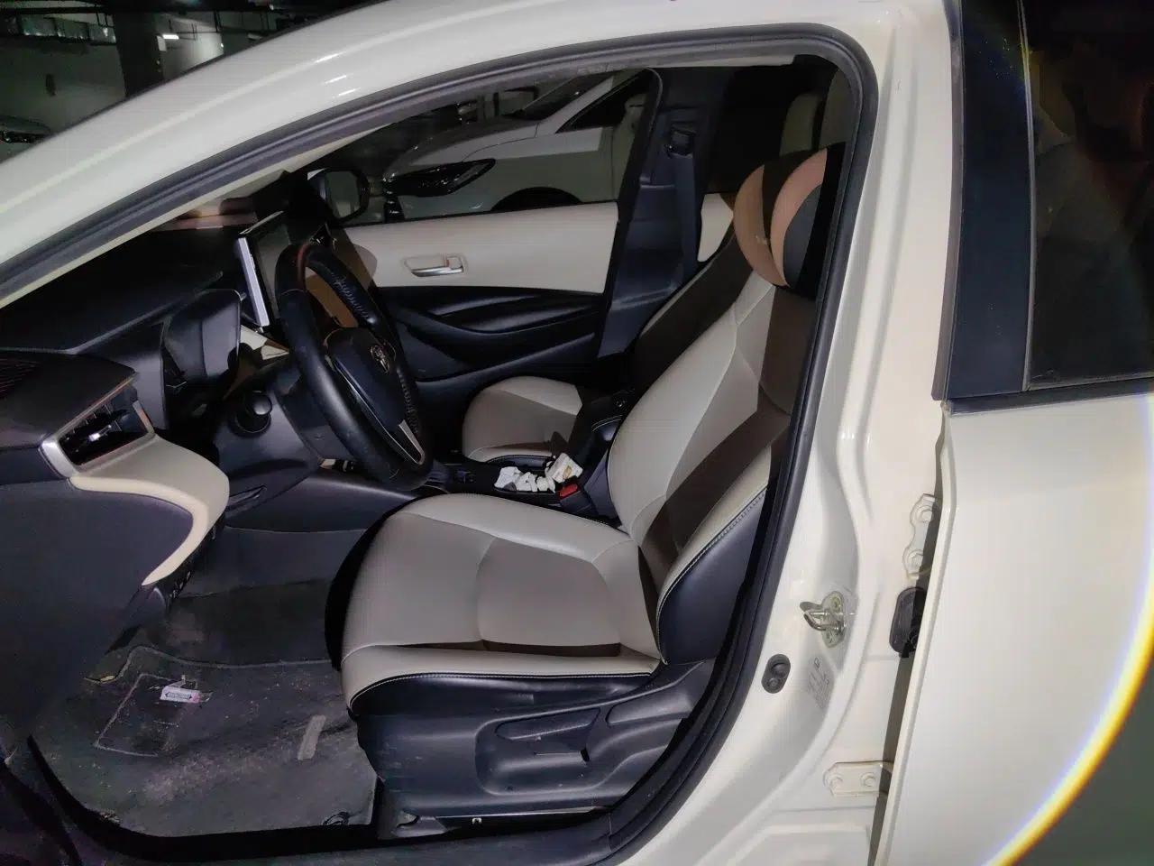 Toyota Corolla 2019 1.2T S-CVT GL-i Elite Edition — миниатюра 15