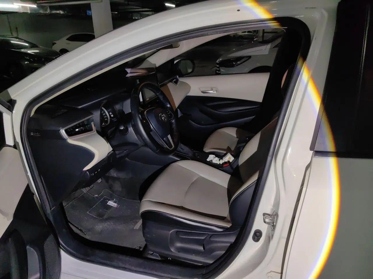 Toyota Corolla 2019 1.2T S-CVT GL-i Elite Edition — миниатюра 16
