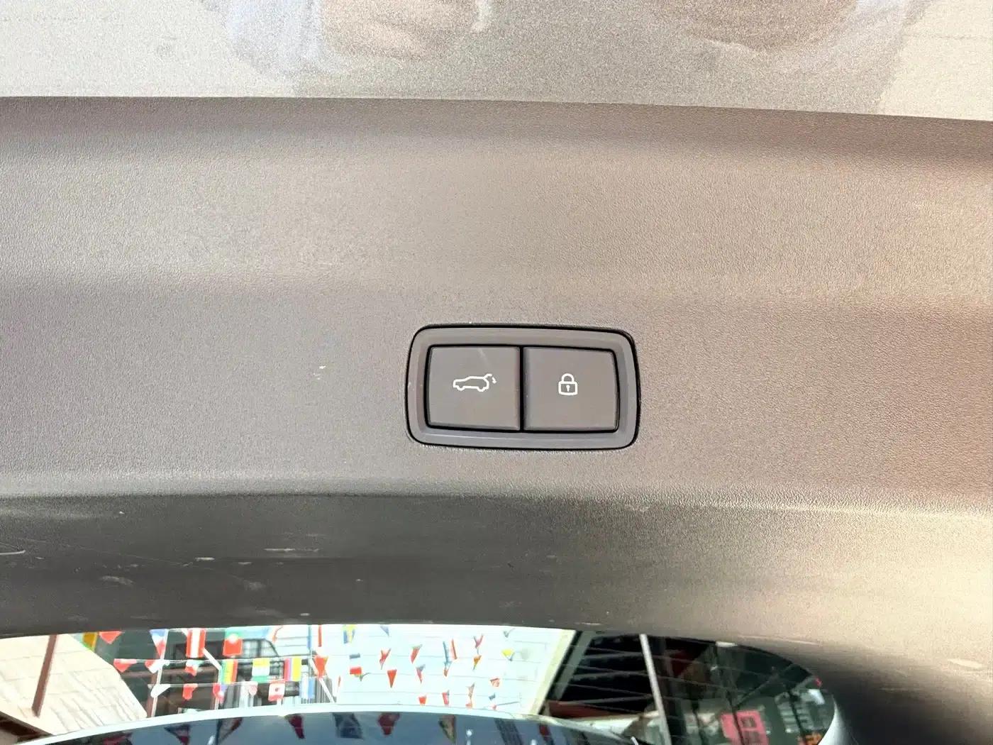 Li Auto L9 2022 Max — миниатюра 15