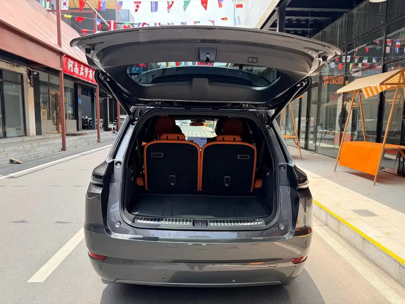 Li Auto L9 2022 Max — миниатюра 17