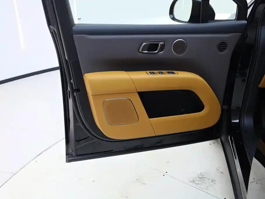 Li Auto i6 2025 Two-Wheel Drive Standard Edition — миниатюра 17