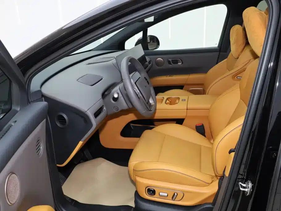 Li Auto i6 2025 Two-Wheel Drive Standard Edition — миниатюра 18