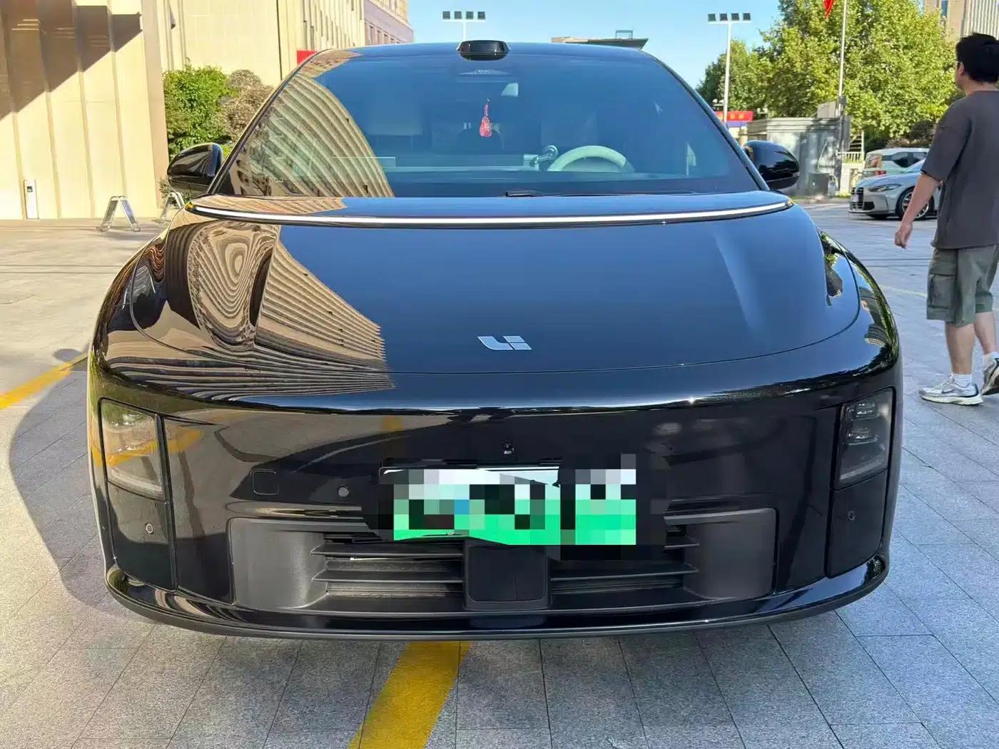 Li Auto i6 2025 Two-Wheel Drive Standard Edition — миниатюра 2