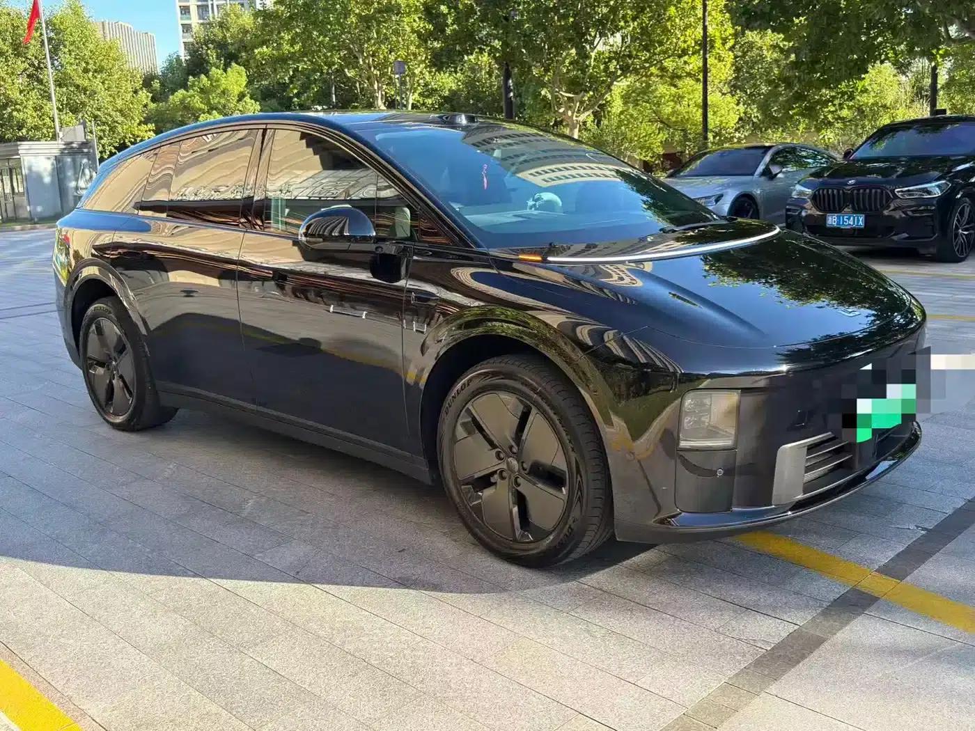 Li Auto i6 2025 Two-Wheel Drive Standard Edition — миниатюра 3