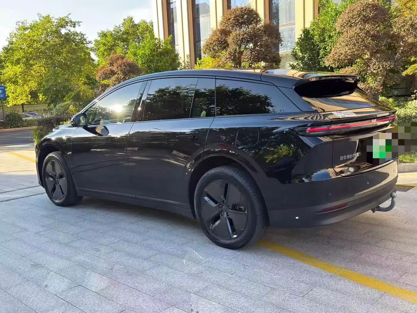 Li Auto i6 2025 Two-Wheel Drive Standard Edition — миниатюра 6