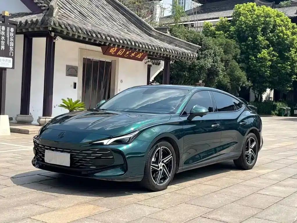 MG7 2023 1.5T DCT Ultimate Luxury Edition — миниатюра 1