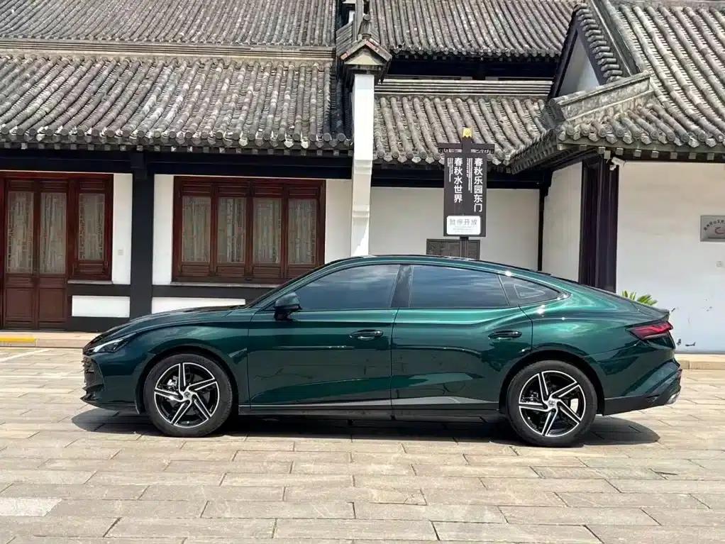 MG7 2023 1.5T DCT Ultimate Luxury Edition — миниатюра 3