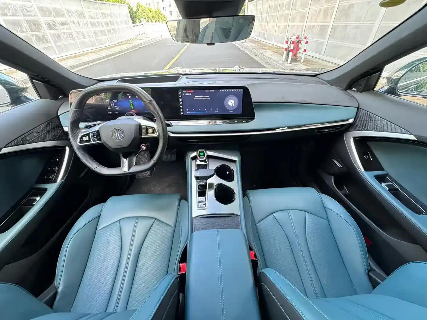 MG7 2026 2.0T Trophy+ Super Intelligent Driving Edition — миниатюра 4