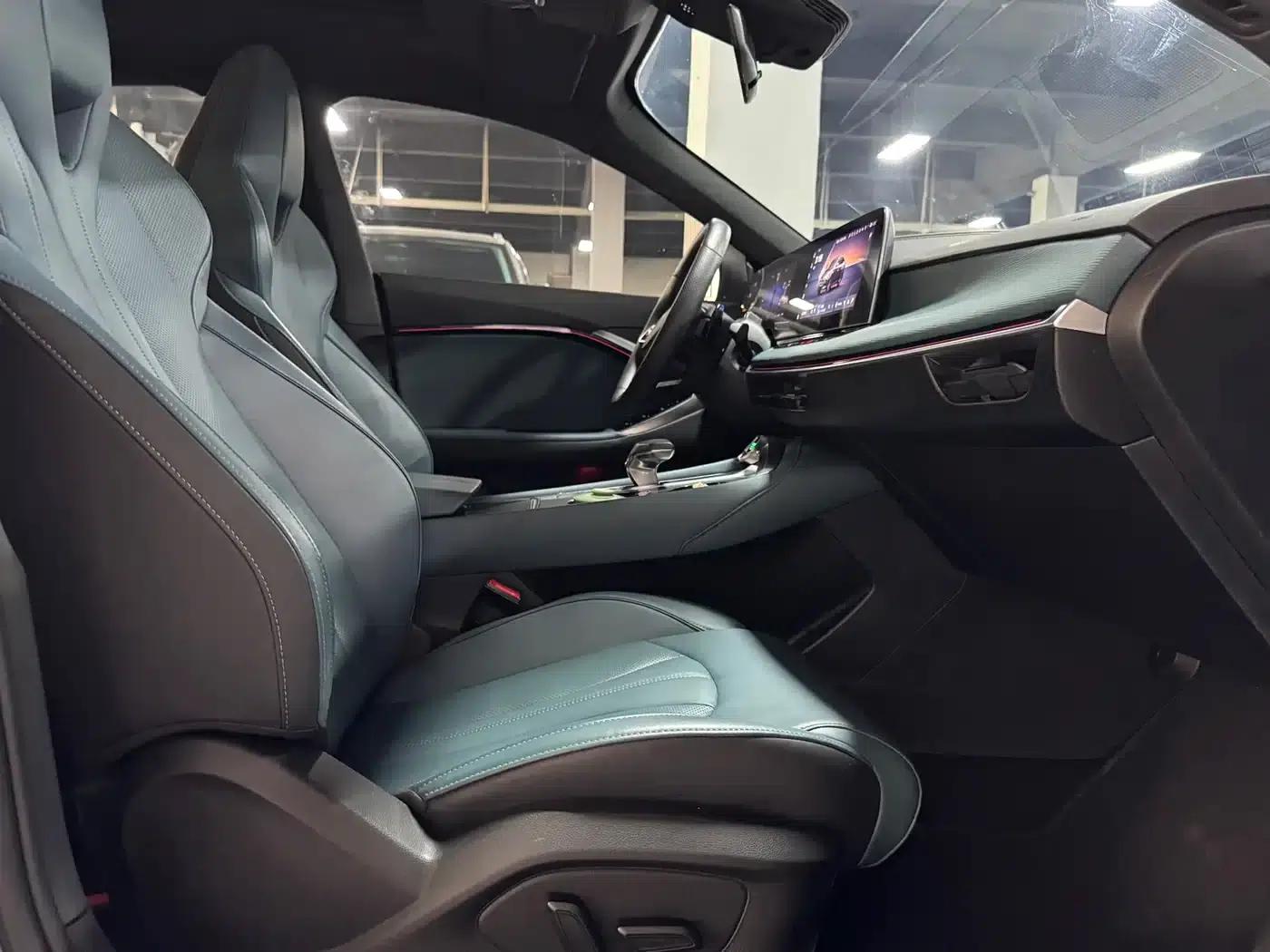 MG7 2025 2.0T Trophy+ Super Intelligent Driving Edition — миниатюра 8