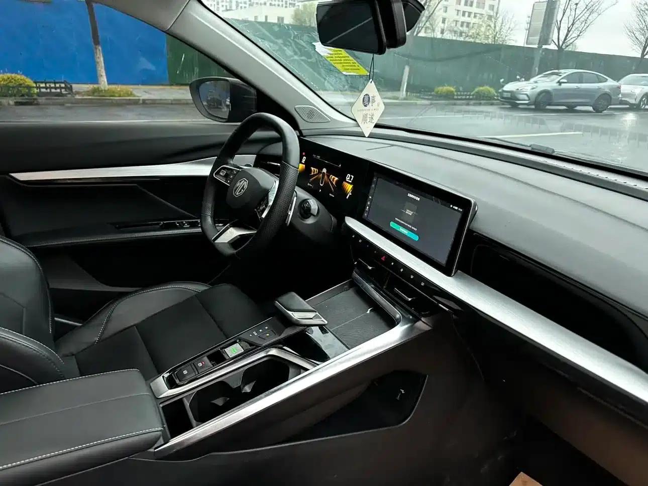 MG5 Scorpio 2022 1.5T Luxury Edition — миниатюра 13