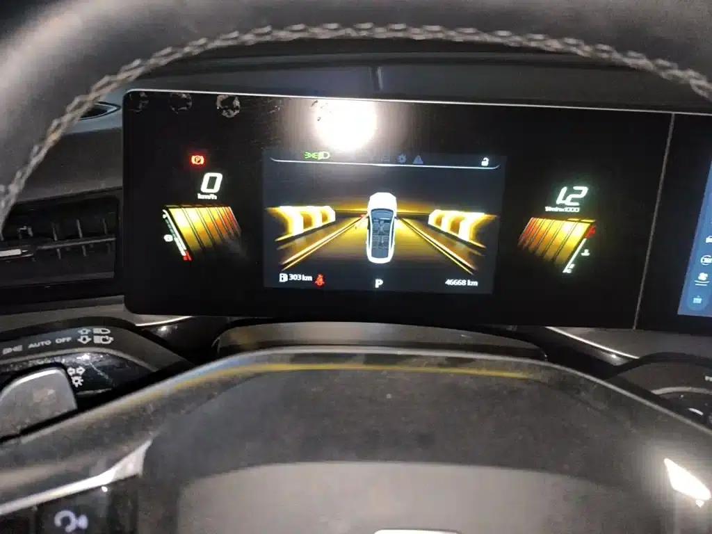 MG5 Scorpio 2022 1.5T Luxury Edition — миниатюра 5