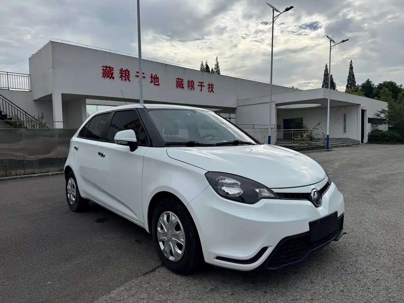 MG3 2016 1.3L AMT Comfort Edition — миниатюра 3