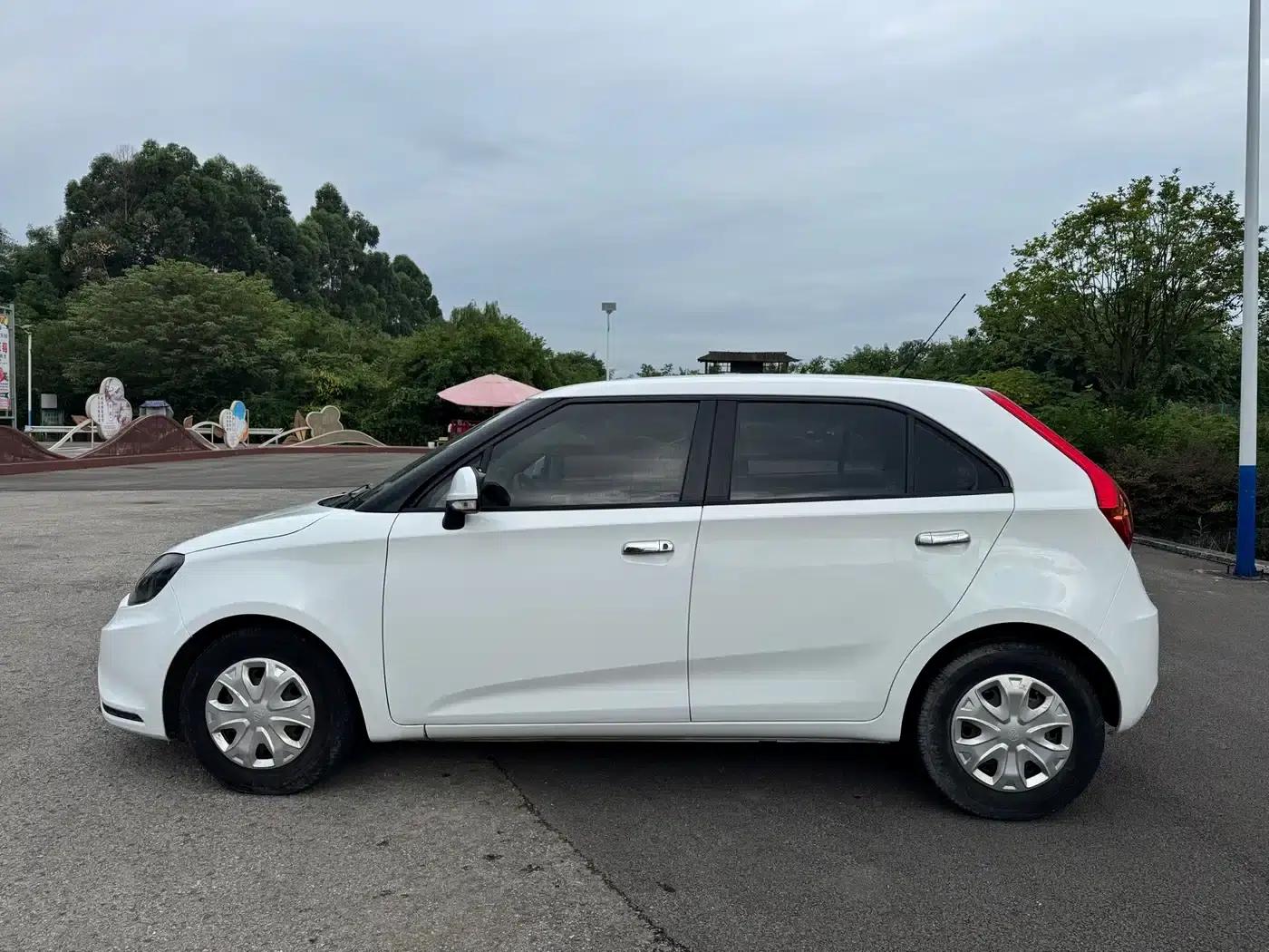 MG3 2016 1.3L AMT Comfort Edition — миниатюра 4