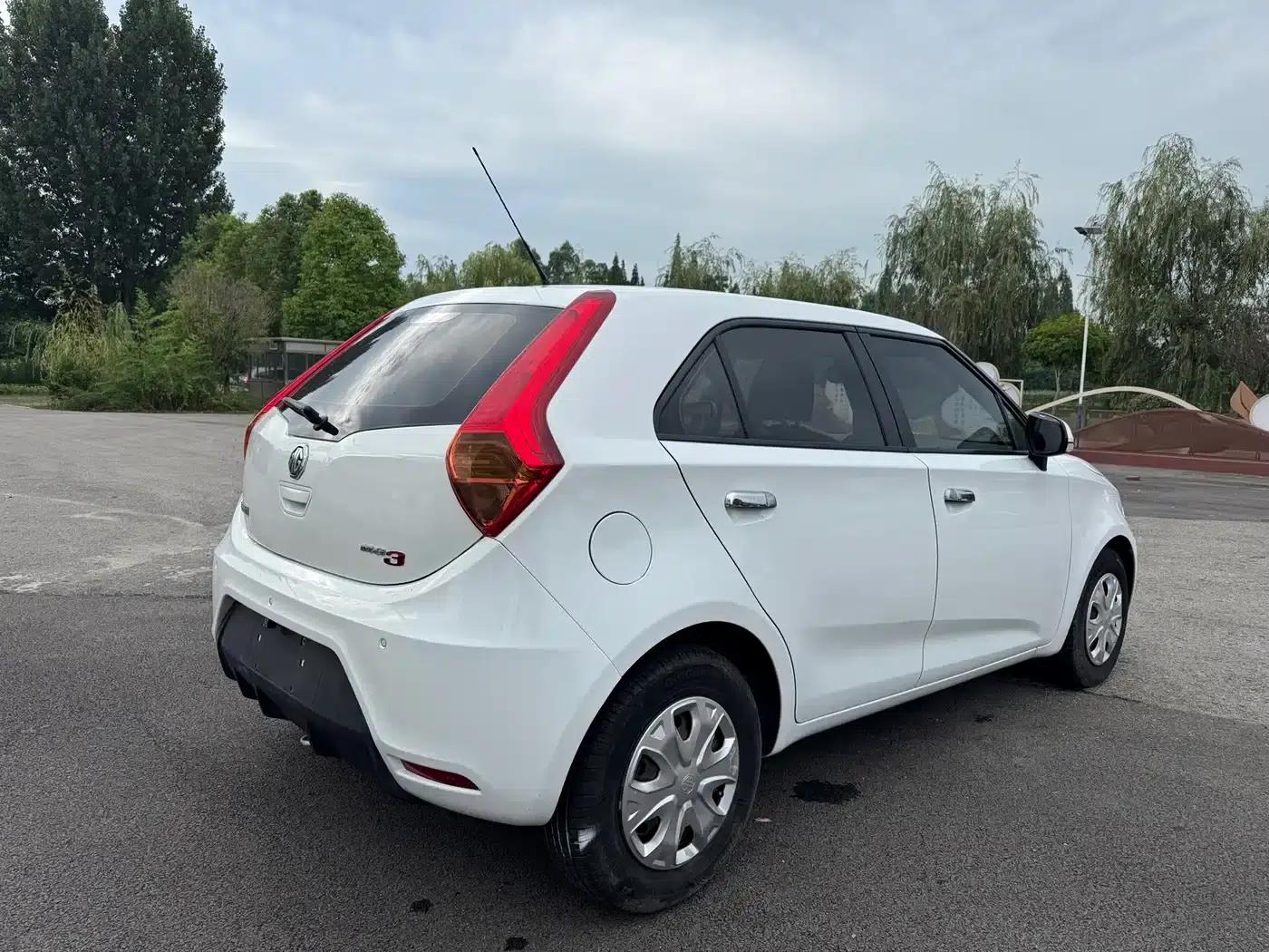 MG3 2016 1.3L AMT Comfort Edition — миниатюра 7