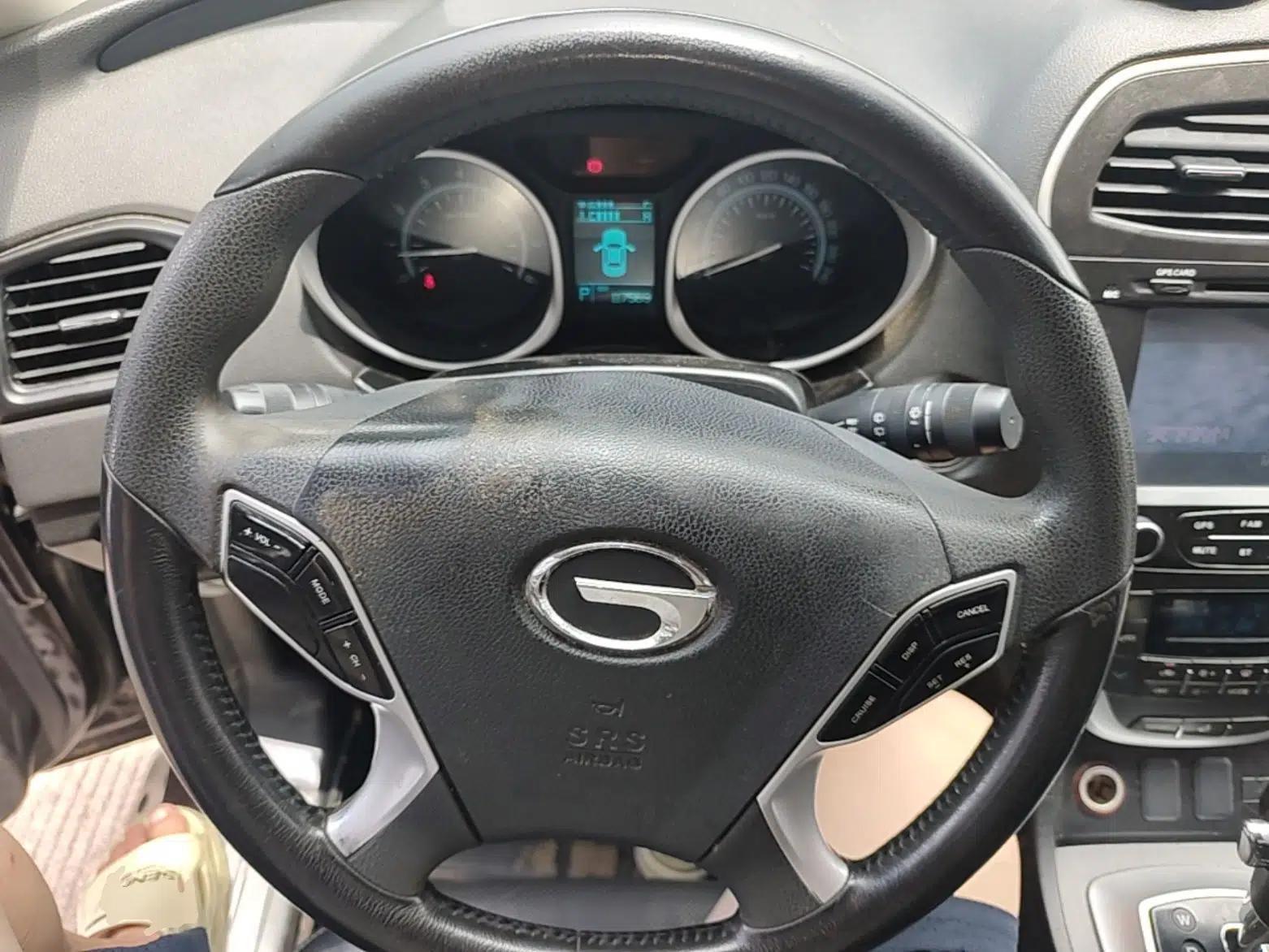 GAC Trumpchi GS5 2014 2.0L Automatic Two-Wheel Drive Anniversary Value Edition — миниатюра 13
