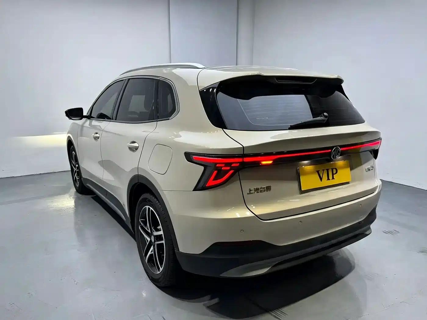 MG ES5 2025 525max Rear-Wheel Drive Intelligent Driving Edition — миниатюра 4