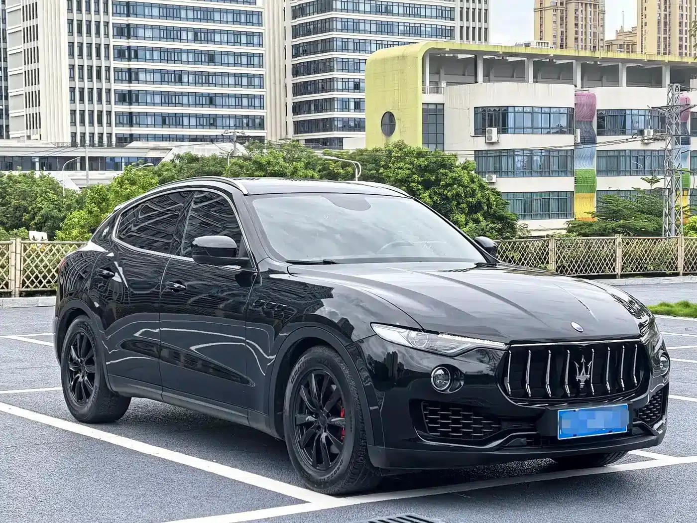 2016 Levante 3.0T Standard Edition — миниатюра 3