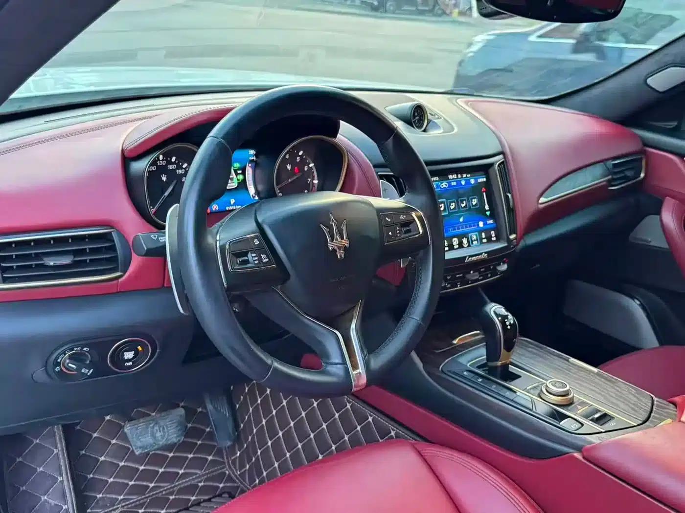 2016 Levante 3.0T Standard Edition — миниатюра 7